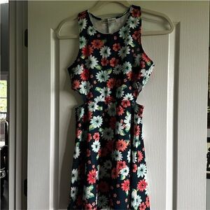 Almost Famous Gray and Black Top